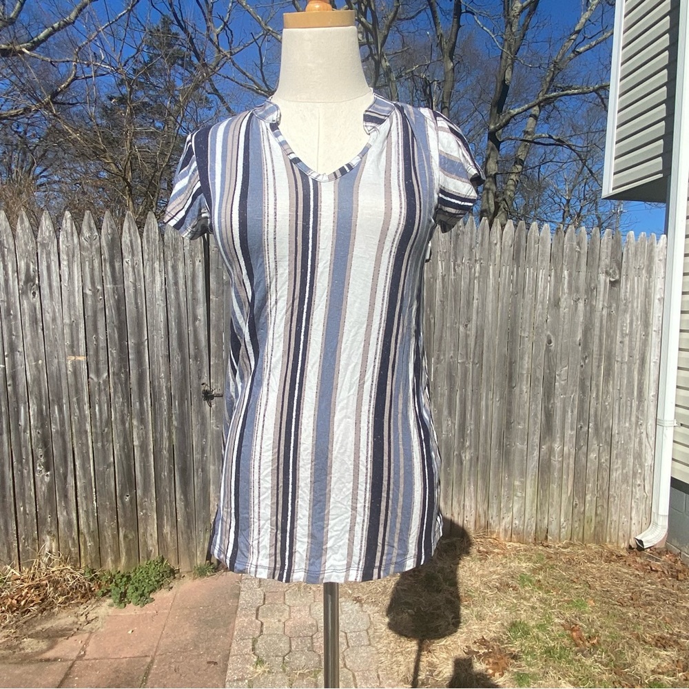 Cute blouse